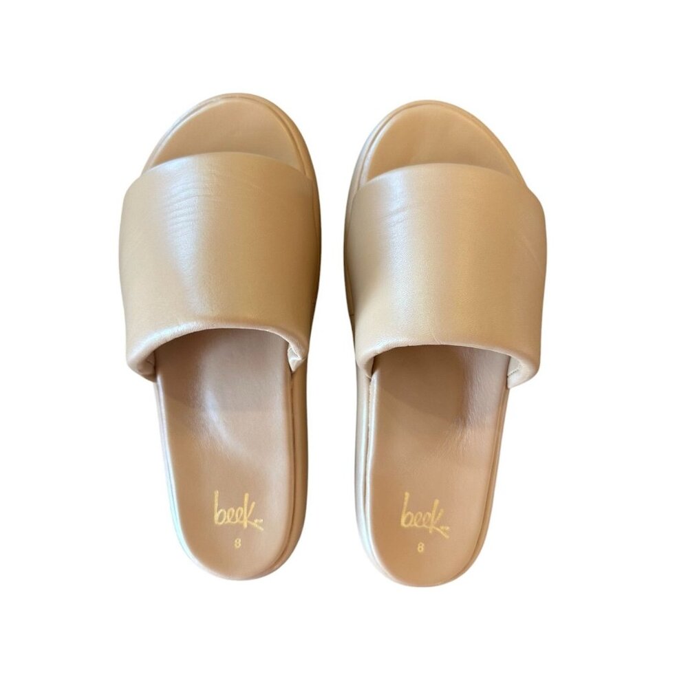 NWB Women's Beek Trumpeter Platform Slide Sandals in Beach Size 8